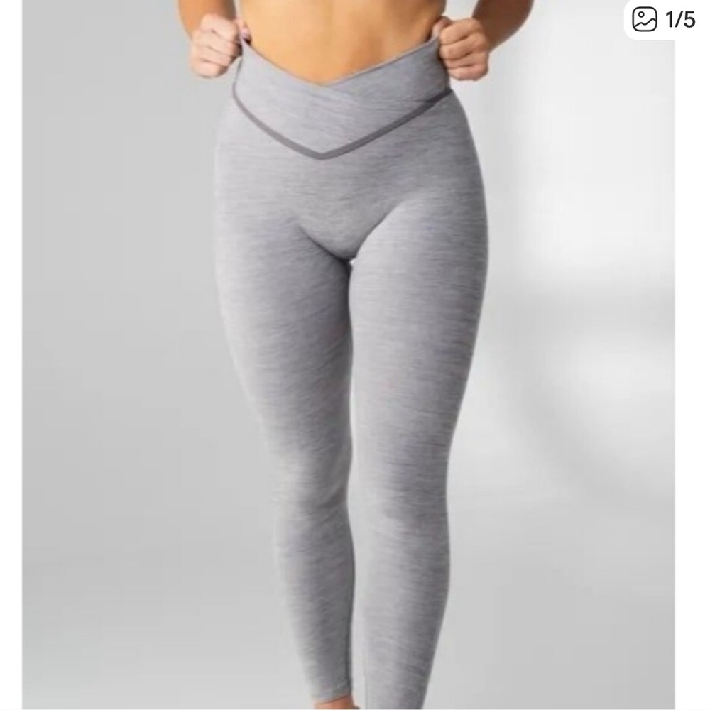 Gray High-Waisted Leggings